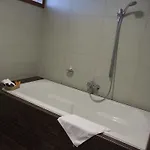 Golf Club Hotel 4*