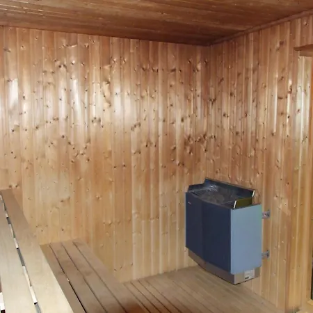 فندق Golf Club 4*