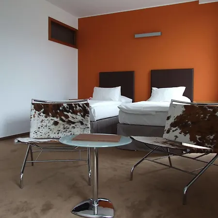 فندق Golf Club 4*