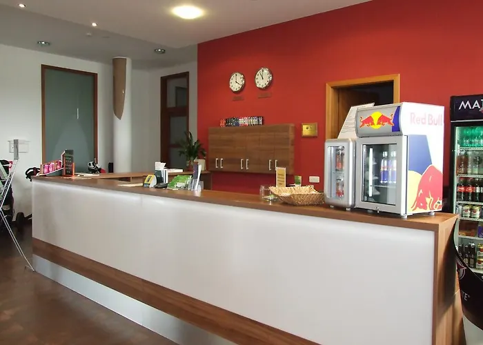 فندق Golf Club 4*